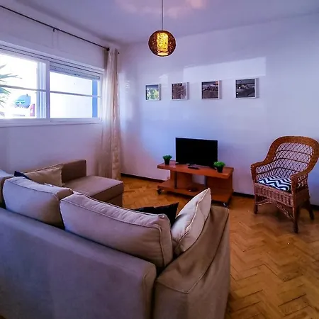 Flh Balcony Spacey Apartamento